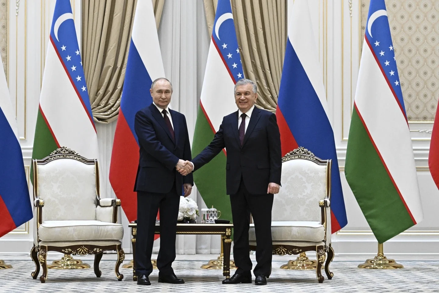 Russia and Uzbekistan Sign Agreement to Build First Nuclear Power Plant