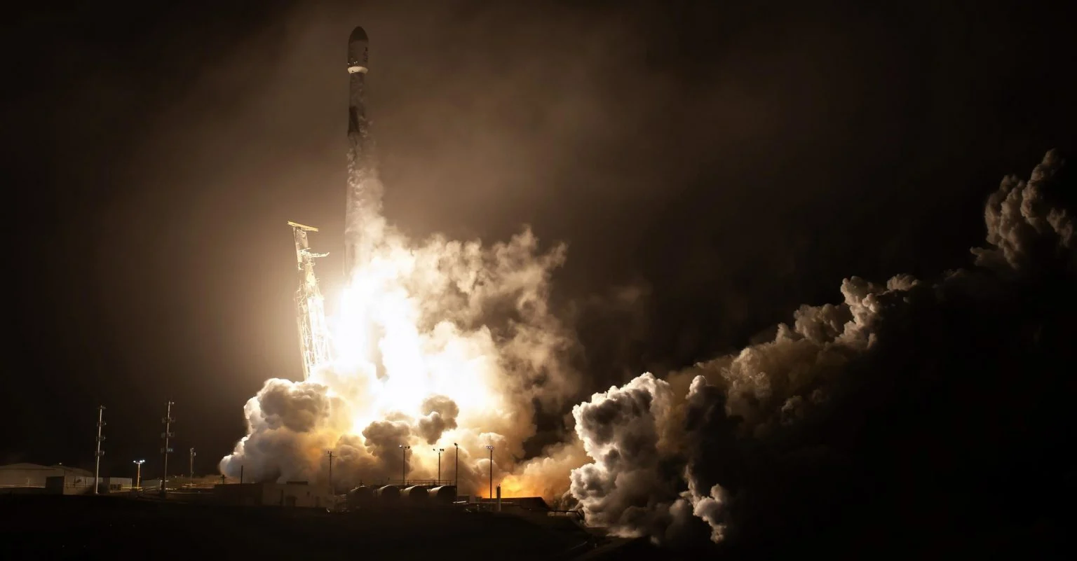 New Direct-to-Cell Satellite Tech Could Disrupt Billion-Dollar Military Satcom Programs