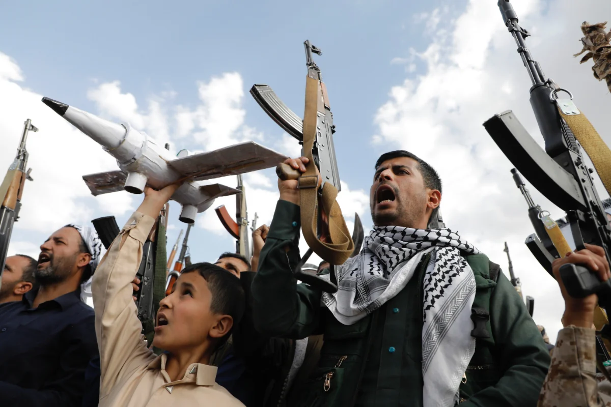 No Good Option: Why the US Ignores Houthi Attacks on Its Warships