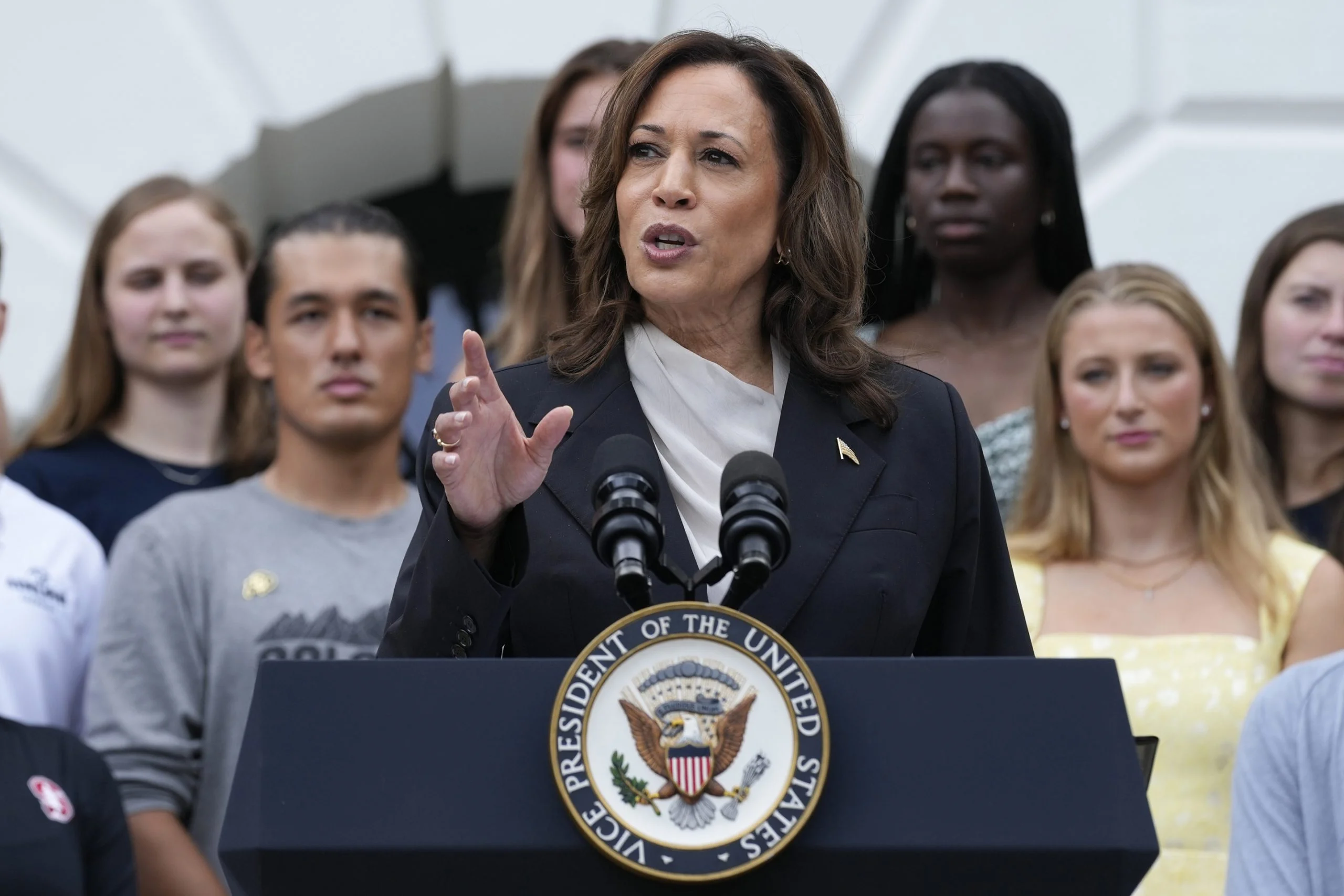 Kamala Harris Breaks Single-Day Presidential Campaign Donation Record
