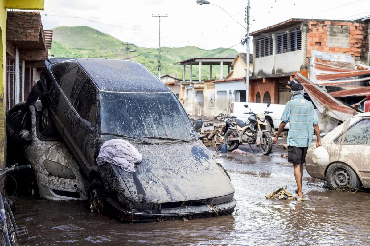 As Caribbean Nations Recover from Hurricane Beryl, Mexicans Brace for Impact