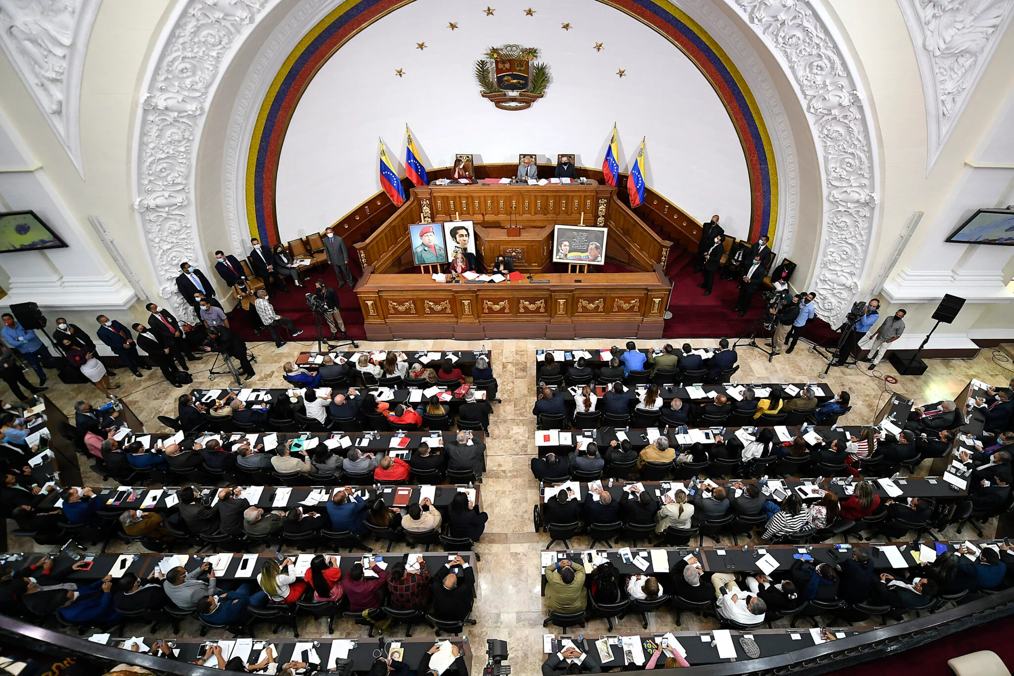 Venezeulan Government to Bar Political Parties That Do Not Recognize Maduro Victory