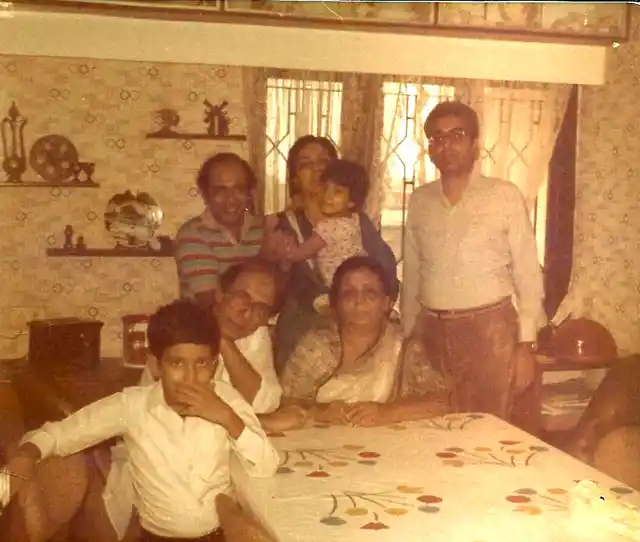 The author, at five years of age, with Talat Mahmood and family at his Mumbai house.