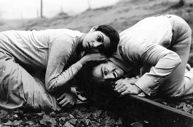 Sridevi and Kamal Haasan in a scene from <i>Moondram Pirai</i> (1982)