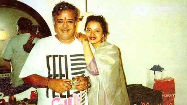 Gemini Ganesan with daughter Rekha in a rare photograph (Photo: Twitter/<a href="https://twitter.com/TheRekhaFanclub">@TheRekhaFanclub</a>)