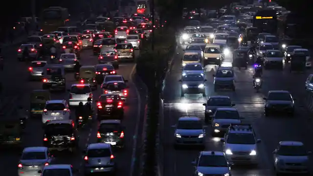 Odd-even formula to curb pollution in Delhi. (Photo: Reuters)