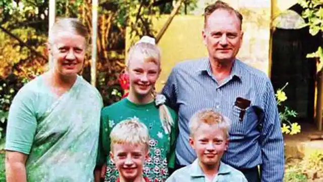 The Staines family before Graham Staines (R) and his two sons Philip and Timothy were burnt alive by Hindu right-wing activists. (Photo Courtesy: Wikimedia Commons)