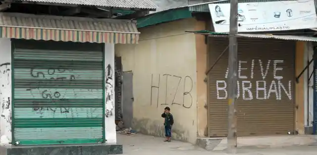 Since Hizbul commander, Burhan Muzaffar Wani’s death in an encounter on 8 July 2016, such graffiti have found ample space in the curfewed alleys of Kashmir. (Photo Courtesy: Nisar Dharma)