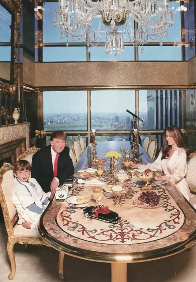 Donald Trump with family (Photo: AP)