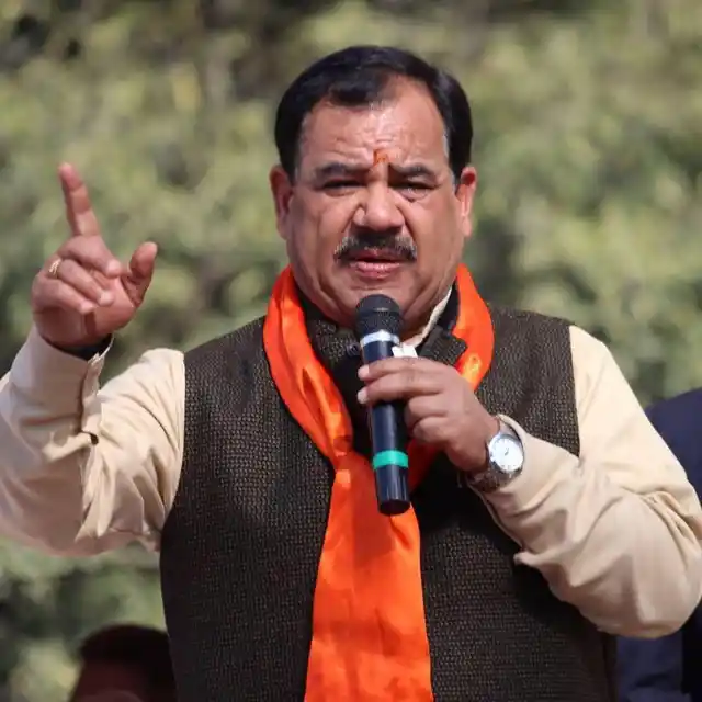 Harak Singh Rawat (Photo Courtesy: Facebook/<a href="https://scontent-sit4-1.xx.fbcdn.net/v/t1.0-9/16265958_1630367540600012_7979741489775337863_n.jpg?oh=4b728ad5c142e32adce6f589053fab1a&oe=595E14D3">Dr. Harak Singh Rawat</a>)