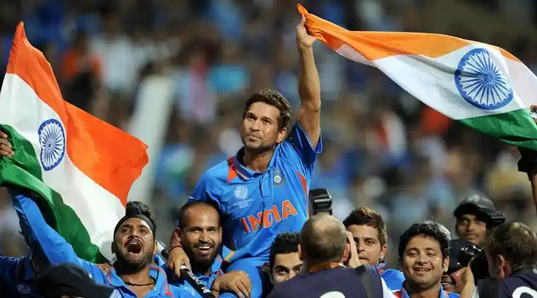 Sachin achieves a 28-year-old dream at the 2011 World Cup final. (Photo: AP)