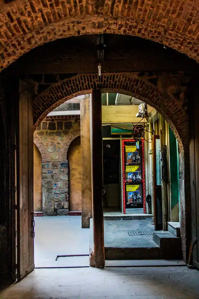 The doorway of the haveli.