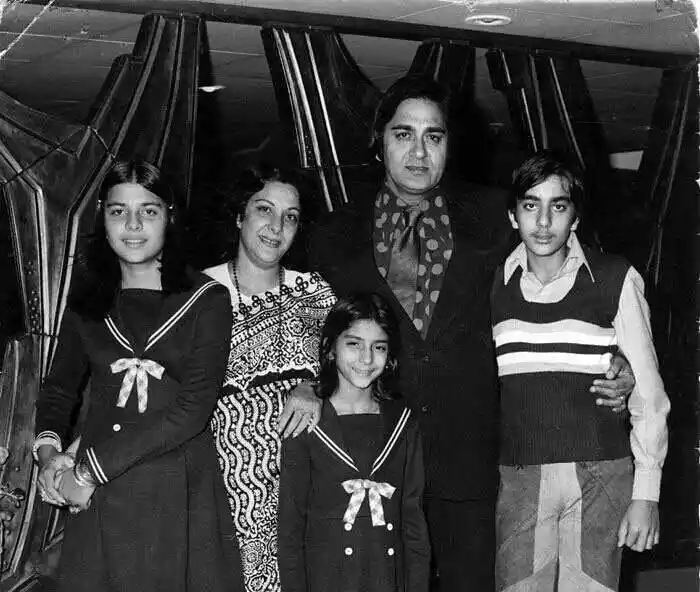 The Dutt family.