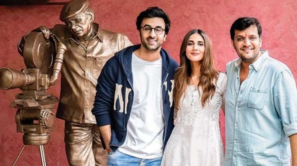 Image result for shamshera ranbir kapoor vaani kapoor