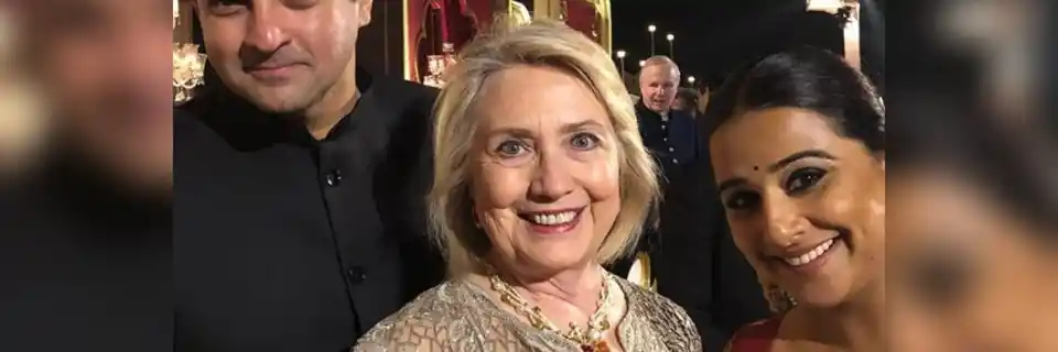 https://images.assettype.com/thequint%2F2018-12%2Fa6e1ac15-bdb8-4106-946b-4a5e3240dceb%2Fvidya_hillary.jpg?rect=0%2C299%2C1920%2C640&q=35&auto=format%2Ccompress&w=960