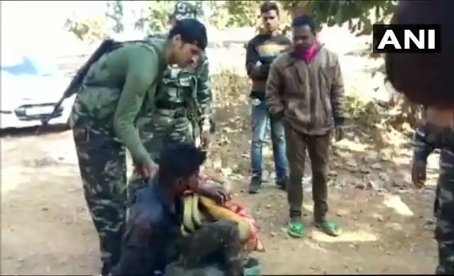 https://images.assettype.com/thequint%2F2019-01%2Ff9d9bc30-113b-4b98-8efd-b13834f6c621%2FNaxals_3.JPG?q=35&auto=format%2Ccompress&w=640