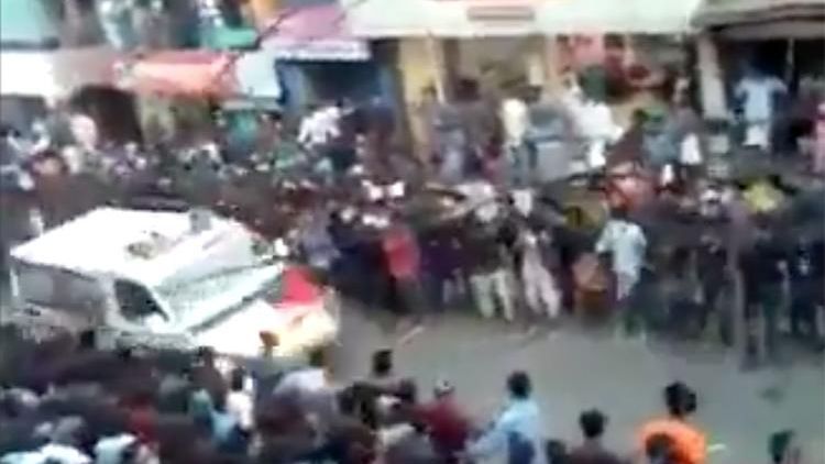 Amid Festivities, Hundreds Make Way for Ambulance  in Kerala