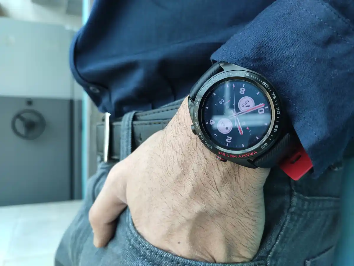 #Techy!! Tech News for Tech Geeks 19 The Honor Watch Magic offers 7 day battery life.