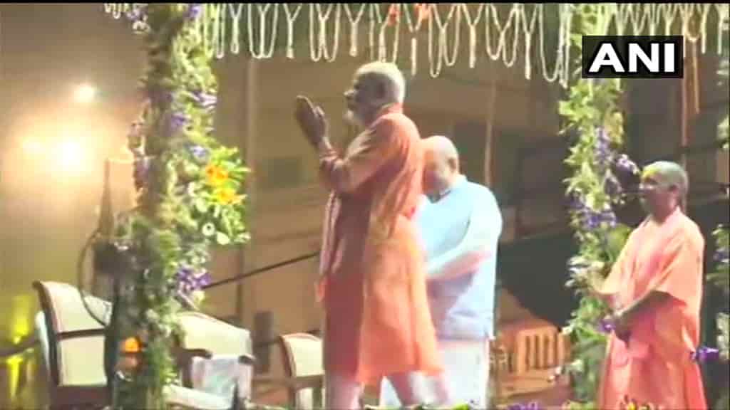 https://images.assettype.com/thequint%2F2019-04%2F3aac3bad-52f2-403b-8aab-8b8d08c9c67f%2Fmodi_aarti.jpg?q=35&auto=format%2Ccompress&w=1200