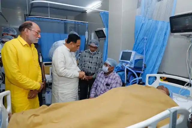 https://images.assettype.com/thequint%2F2019-05%2F422ec070-8de4-43cb-ab7f-dfcaa0460ae1%2FWhatsApp_Image_2019_05_24_at_11_05_36_PM.jpeg?q=35&auto=format%2Ccompress&w=640