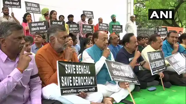 https://images.assettype.com/thequint%2F2019-05%2F8c41b7bd-2fd6-4cfb-a565-555cf1f51a65%2Fdelhi_protest_1.jpg?q=35&auto=format%2Ccompress&w=640