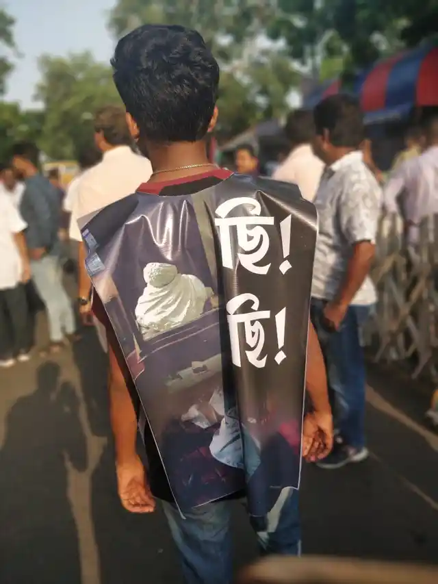 https://images.assettype.com/thequint%2F2019-05%2Fa53b9019-5125-42ab-8745-6d48f0f2a9d2%2FWhatsApp_Image_2019_05_15_at_4_23_49_PM.jpeg?q=35&auto=format%2Ccompress&w=640