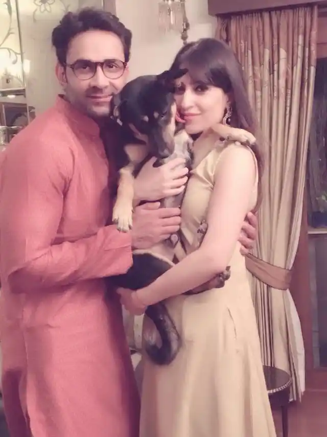 Karan says that Mayank refused to let Anissia take the dog with her, because of which she stayed on to figure things out.