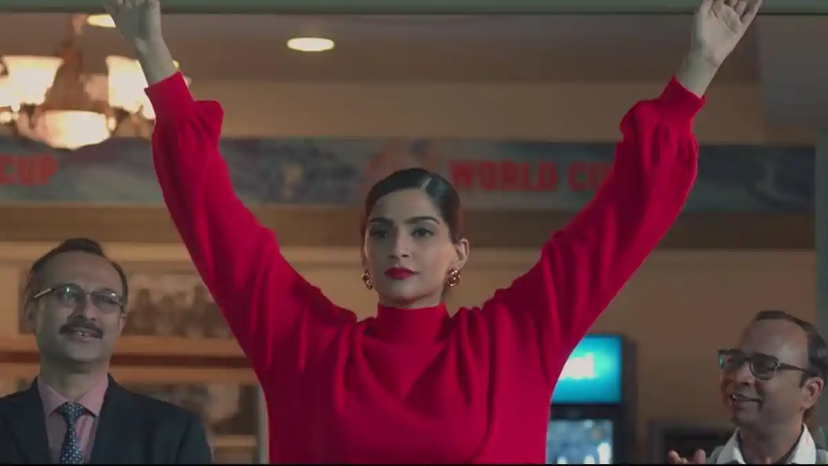 Sonam Kapoor as Zoya Solanki in <i>The Zoya Factor</i>.