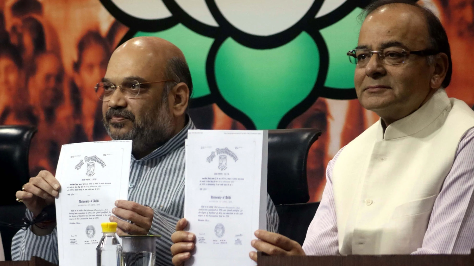 AAP Calls PM Modi's Degrees 'Fake', BJP Calls AAP ...
