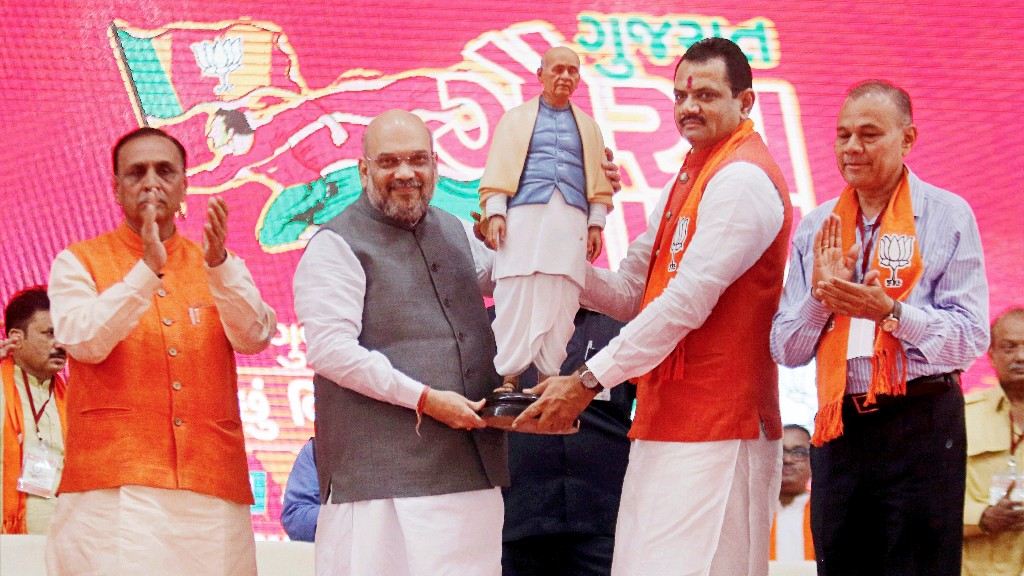 RaGa Needs ‘Made in Gujarat’ Glasses to See Development Amit Shah
