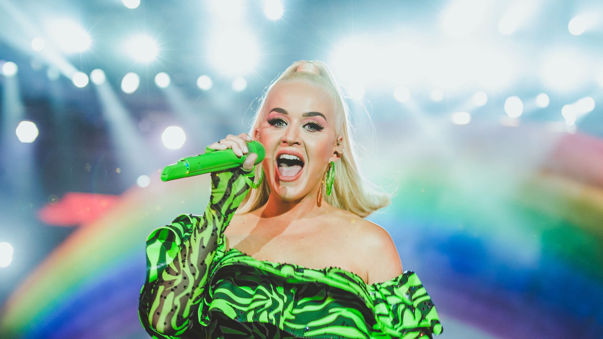 One Plus Music Festival 2019: Katy Perry and Dua Lipa Take ...