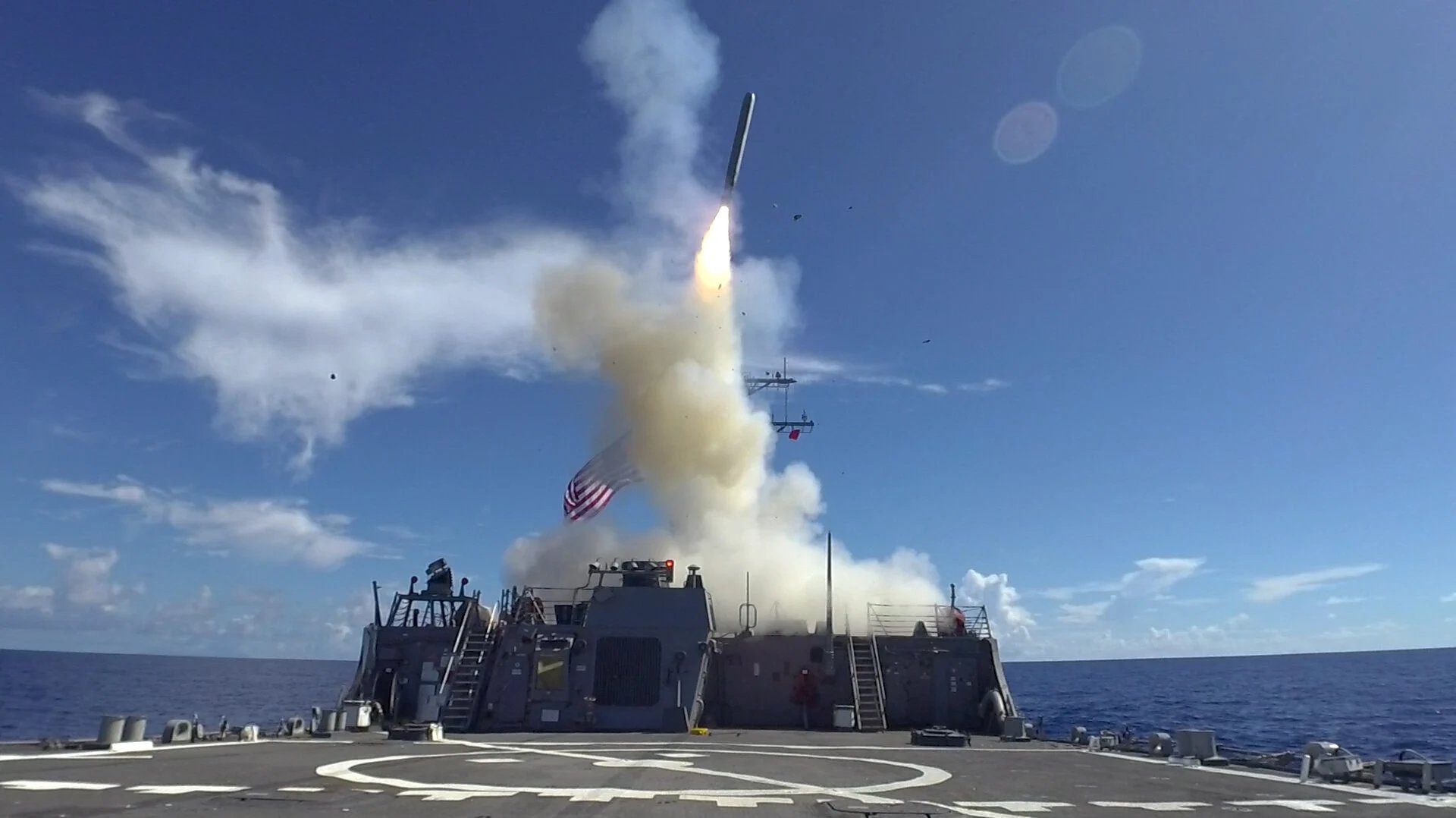 Houthis spare China, Russia ships from attack, hit U.S. vessel