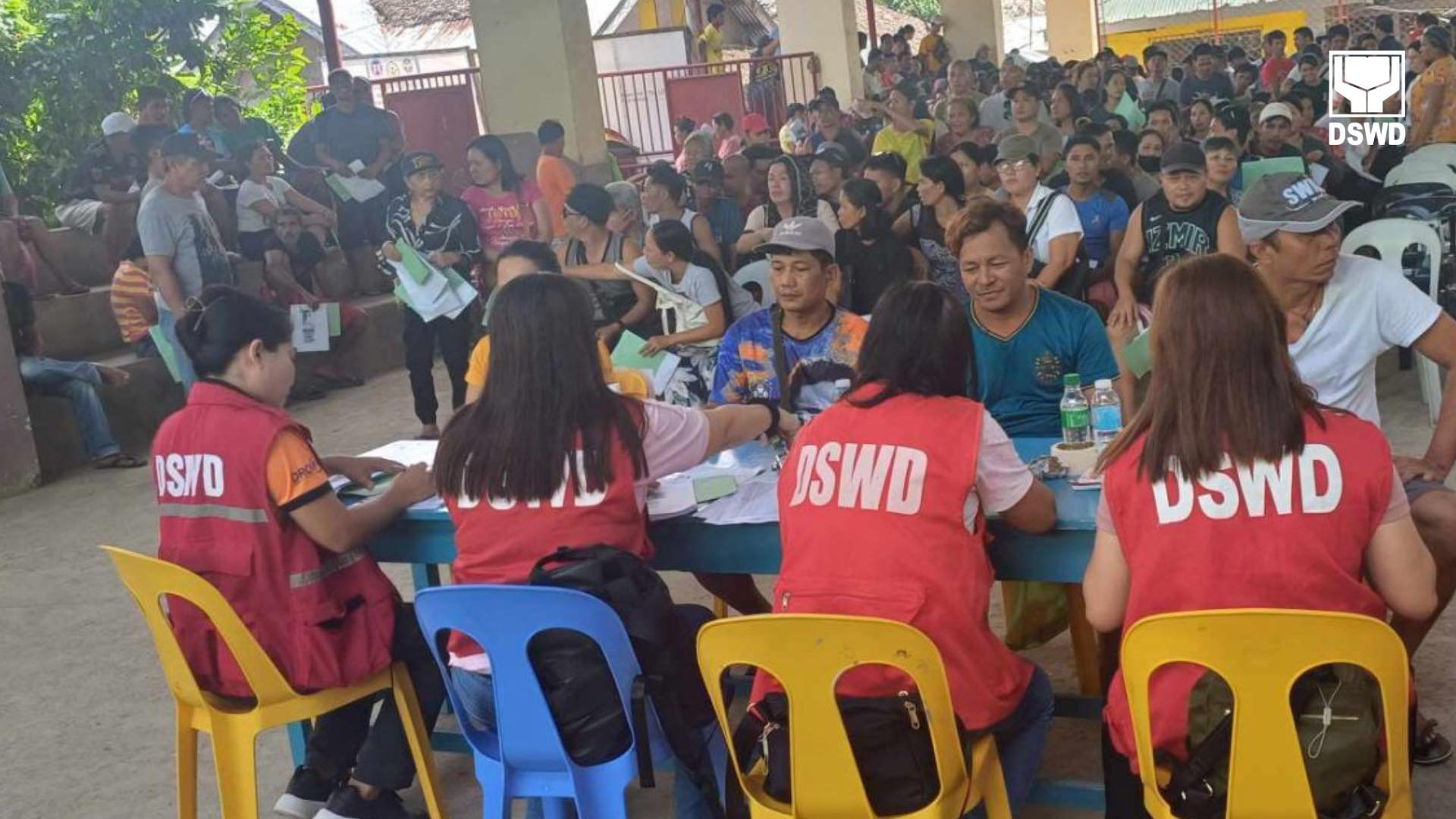 DSWD disburses over P870M in aid for quake, flooding victims