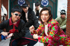 Taiwan night market serves up viral dance

