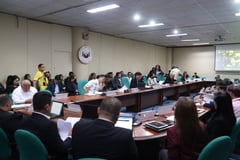 End dysfunctional outages, expensive power rates — solons