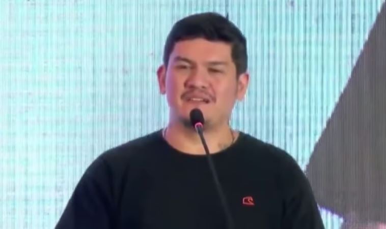 Baste sorry he hit BBM
