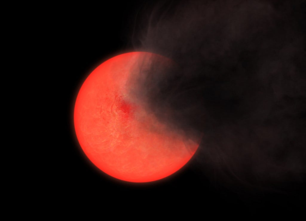 'Old smokers': Strange new type of star discovered in Milky Way