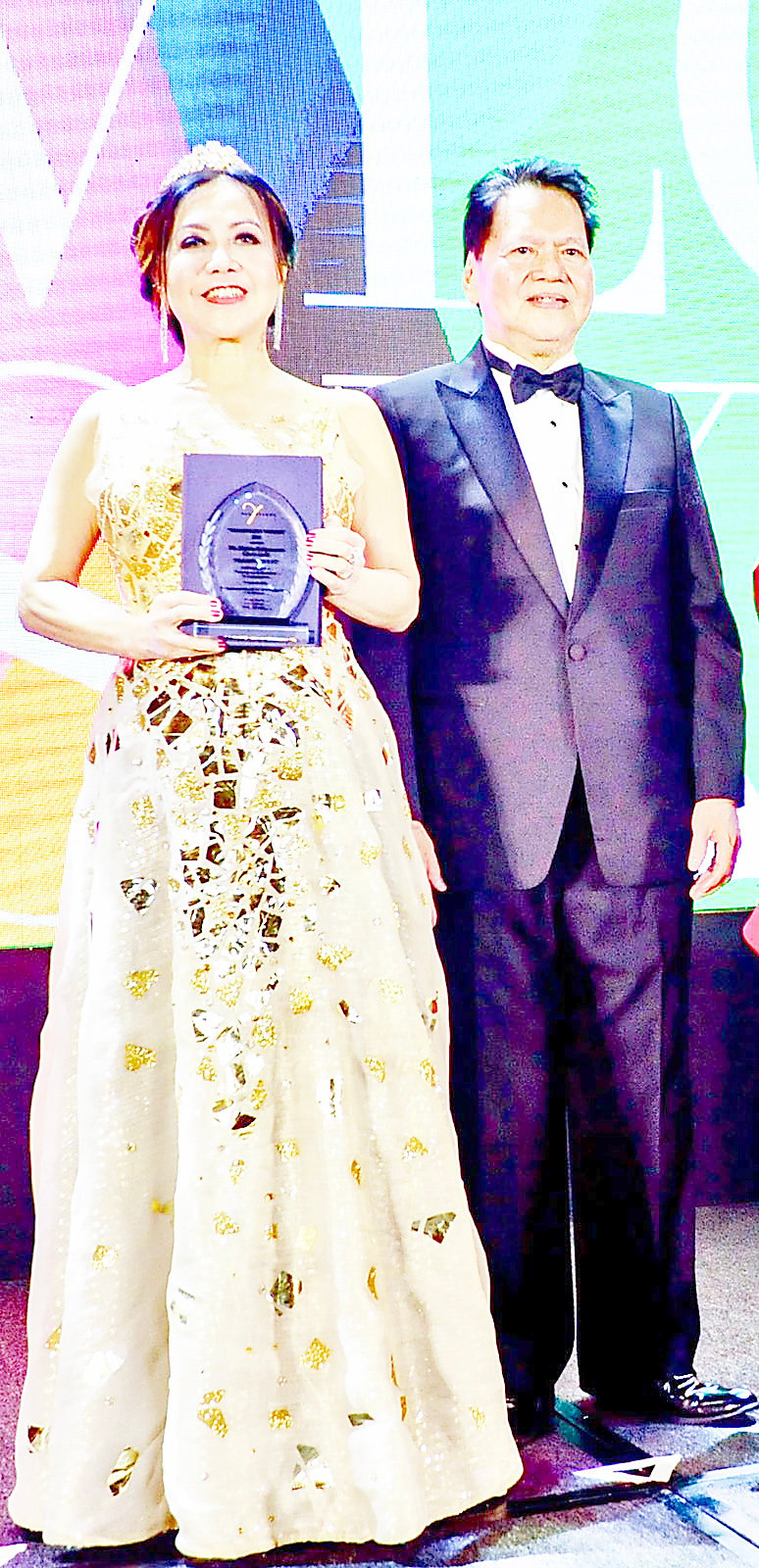 ‘Faaabvlous’ cover girl Shirley Young Sobremonte and Rupert Jacinto.
