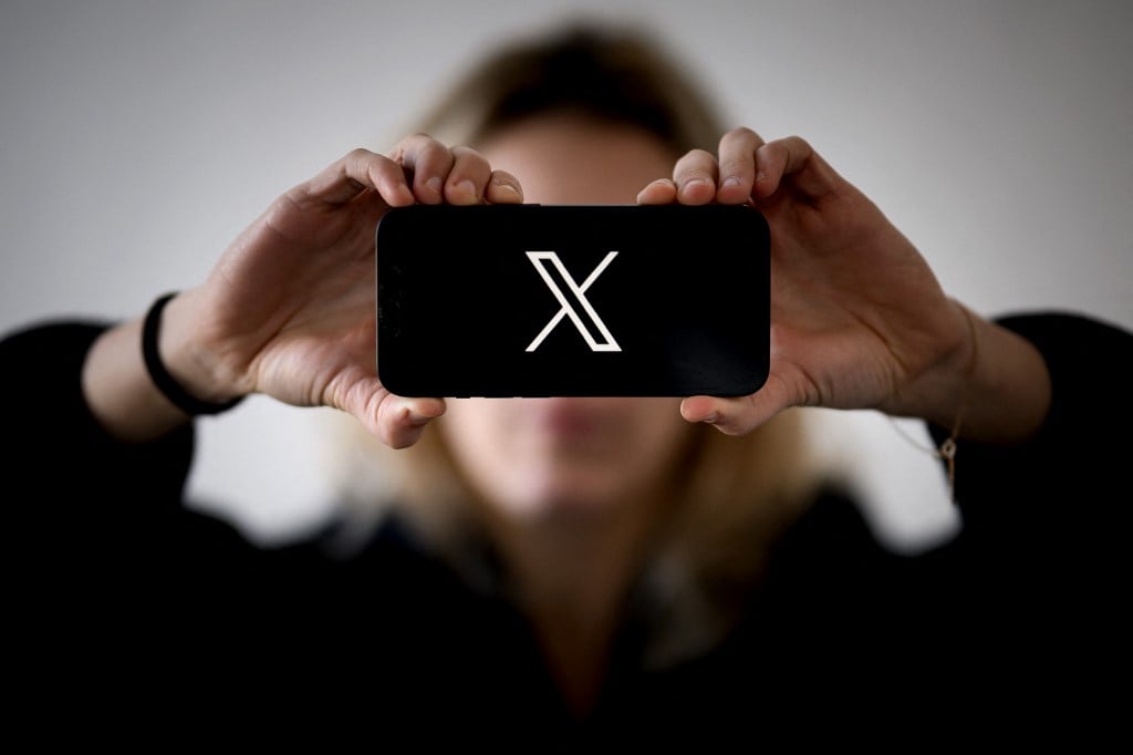 Facebook, TikTok step up EU disinformation fight, X remains uncommitted
