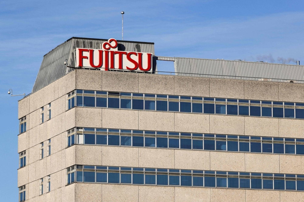 Fujitsu CFO apologizes over UK post office scandal