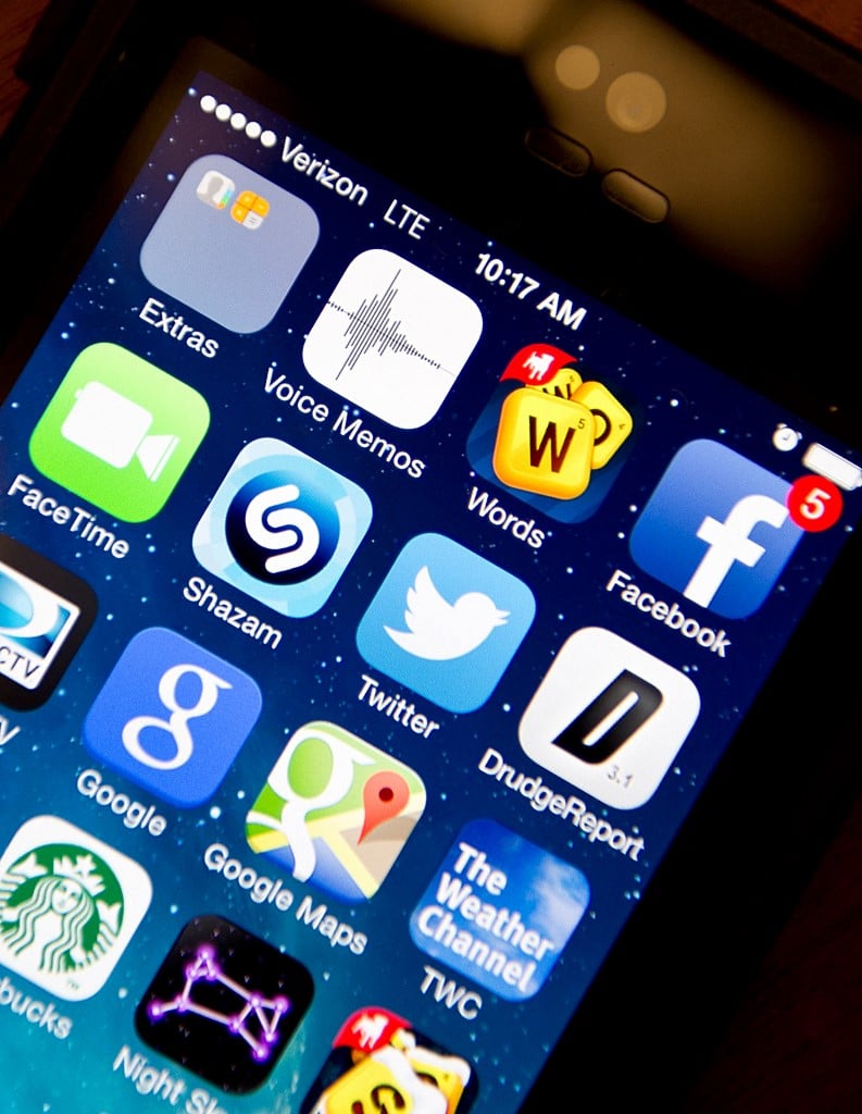 Apple loosens grip on iPhone apps — with a catch