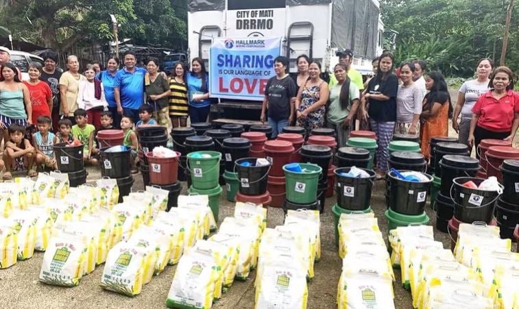 Mati flood victims receive assistance