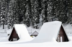 India's Kashmir ski industry melts as temperatures rise