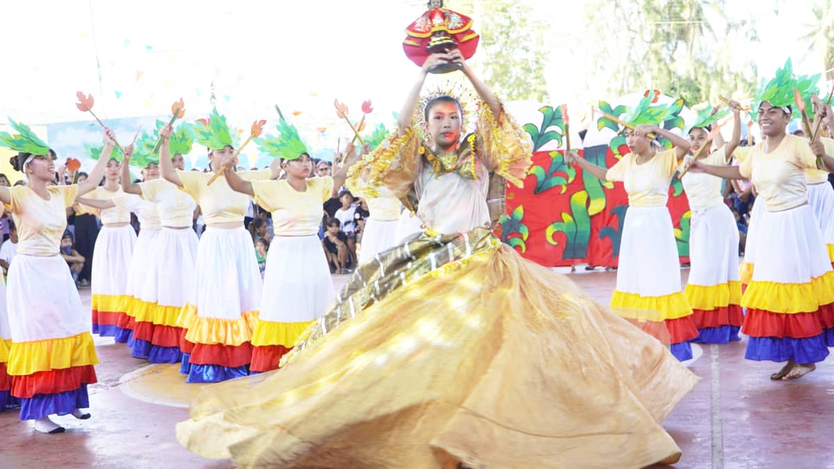Balanacan National High School, 3rd Place.