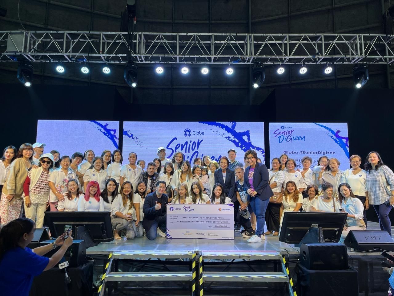 Globe Group, local partners turn 
‘lolo, lola’ into #SeniorDigizens 