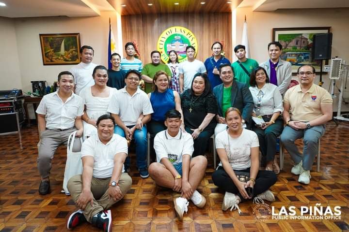 Newly-elected LGBT officers in Las Piñas sworn in