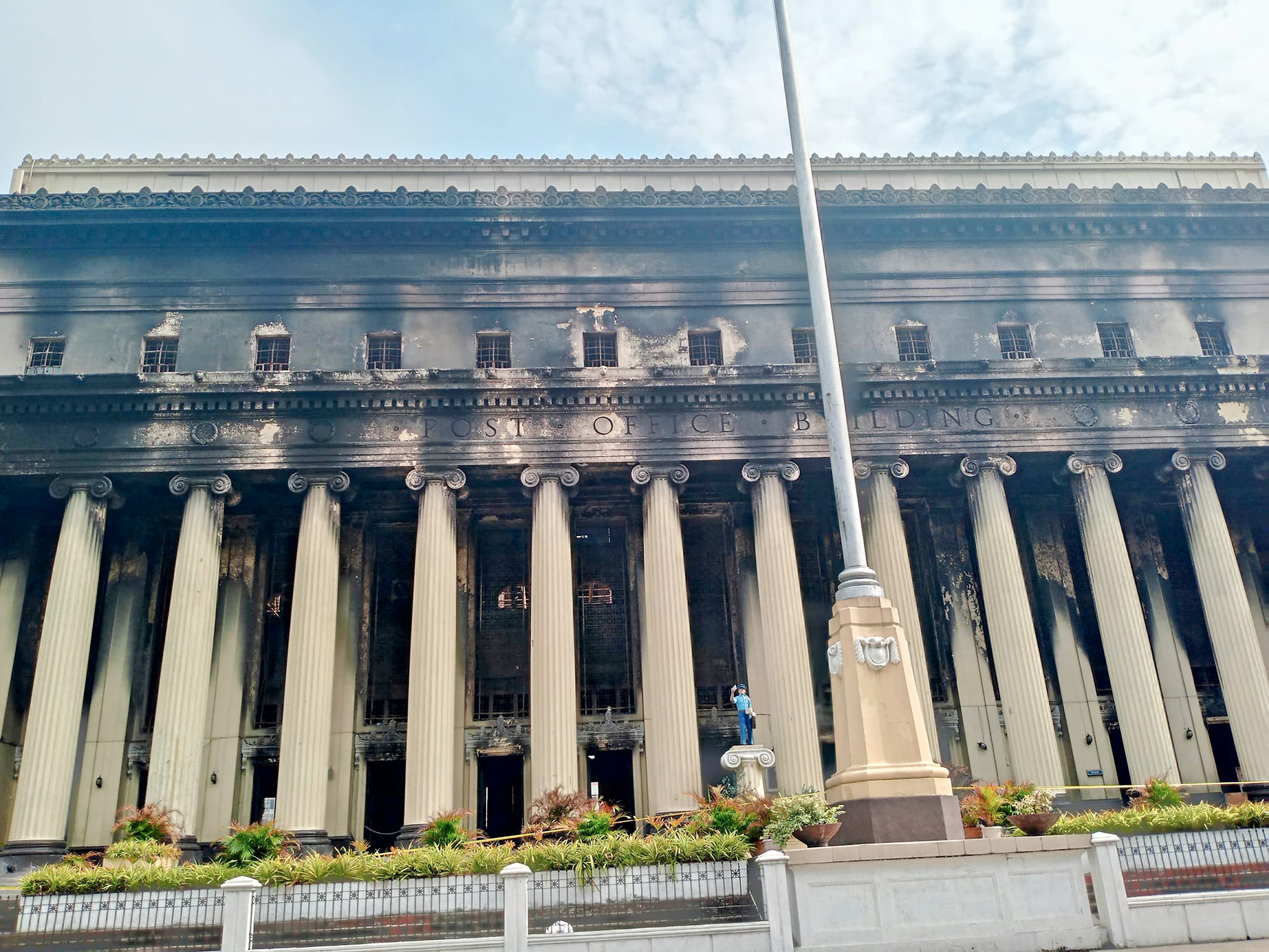 Recognizing the importance of old buildings to the public and the country’s heritage, the Department of Tourism has allocated P15 million to rehabilitate the fire-engulfed Manila Central Post Office.