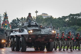 Majority of Filipinos oppose military intervention in politics—survey