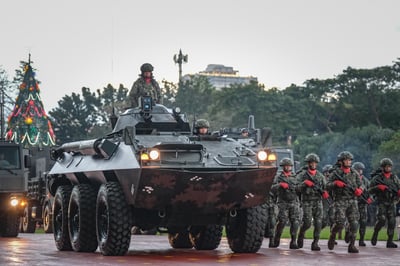 Majority of Filipinos oppose military intervention in politics—survey