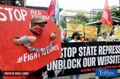 Protesters protest alternative media 'crackdown'
